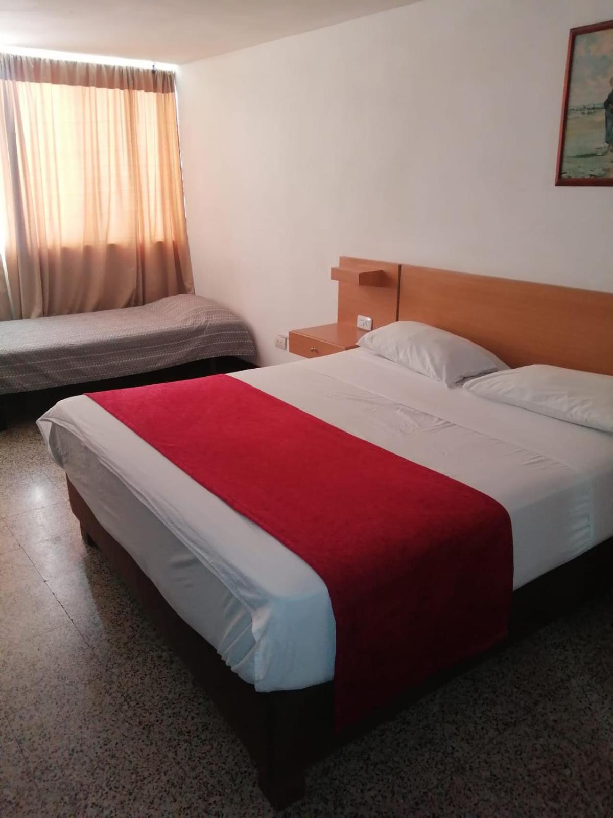 Hotel Del Oeste Cali Kültér fotó