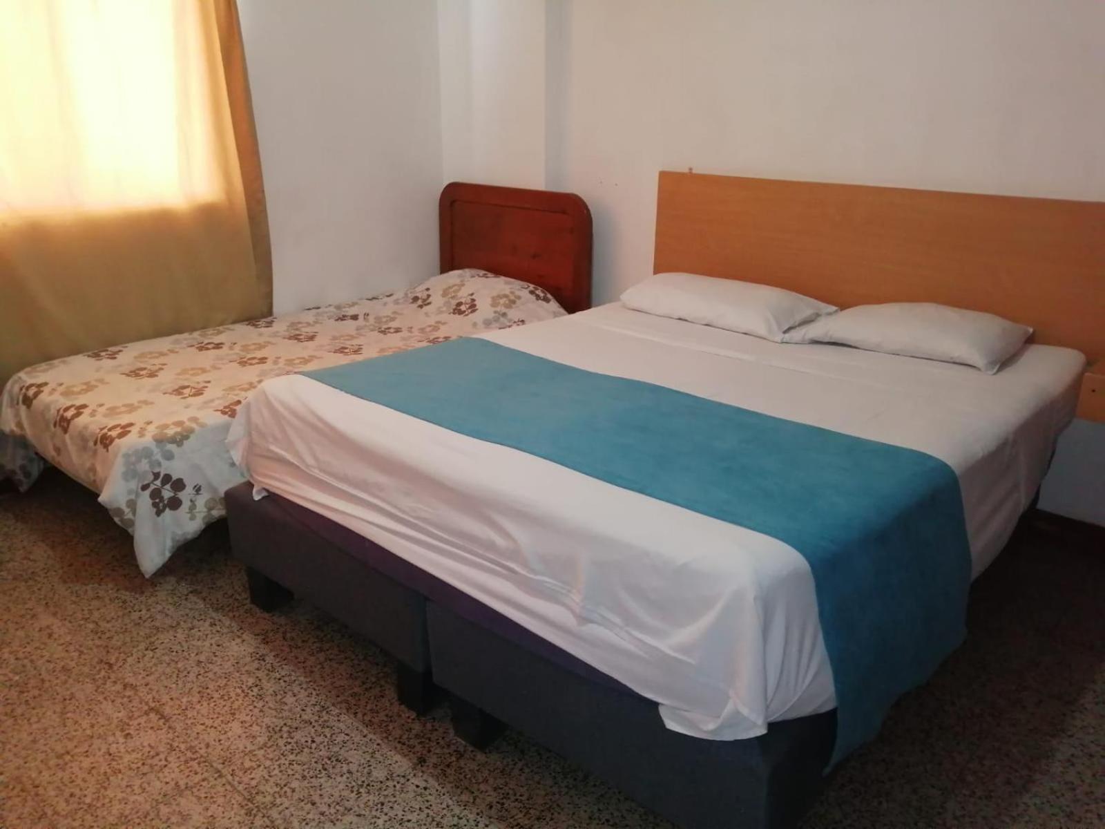Hotel Del Oeste Cali Kültér fotó