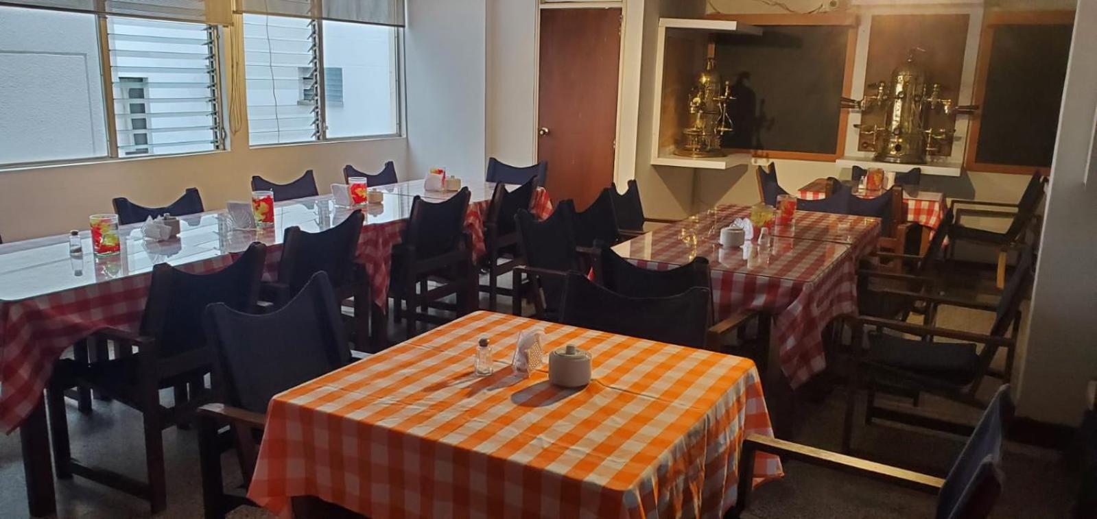 Hotel Del Oeste Cali Kültér fotó